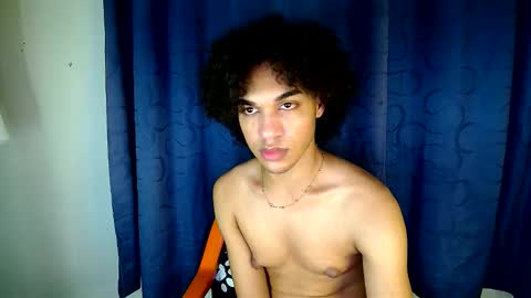 Snapshot of skylarg555 chatting on 09-17-25, 01:40 skyla online show from 09-17-25, 01:40