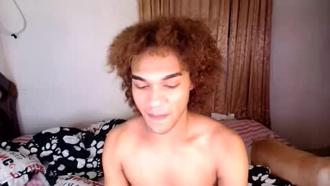 Snapshot of skylarg555 chatting on 10-14-25, 02:23 skyla online show from 10-14-25, 02:23