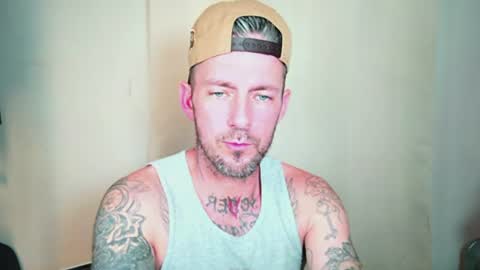 Snapshot of skylarrgrey chatting on 07-12-26, 02:08 SkylarGrey online show from 07-12-26, 02:08