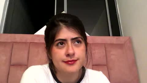 Skyler online show from 02-10-26, 05:11