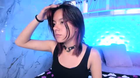 Snapshot of skyler_rouse chatting on 07-14-26, 07:30 skyler_rouse online show from 07-14-26, 07:30
