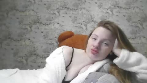 Skyler online show from 02-28-25, 01:15