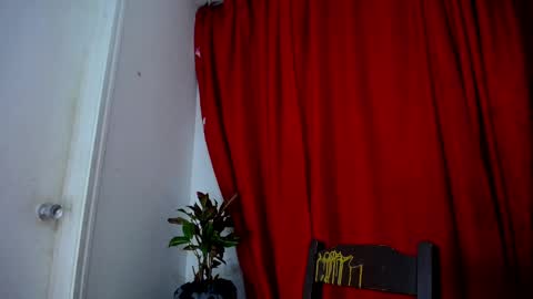 Skyler online show from 03-25-26, 01:11