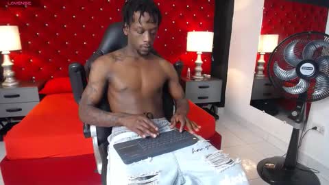 SKYLERBIGXXX online show from 11-02-25, 04:59