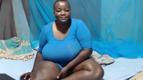 Snapshot of skylla07 chatting on 02-06-25, 03:06 sheliah online show from 02-06-25, 03:06