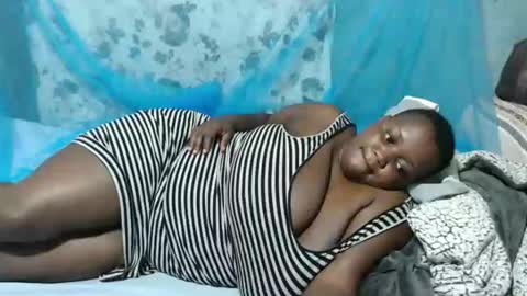 sheliah online show from 02-12-26, 05:24