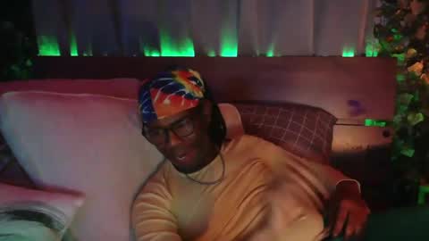 skyonetoo3 online show from 02-27-25, 05:13