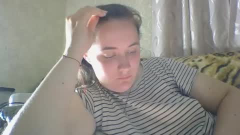 skyressie333 online show from 06-01-26, 07:59