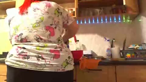 Snapshot of skysupernova chatting on 02-22-25, 05:24 Sky online show from 02-22-25, 05:24