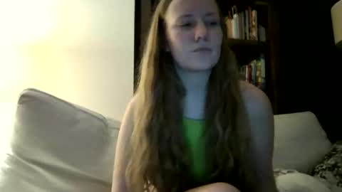 Sky Winters online show from 11-28-25, 01:08