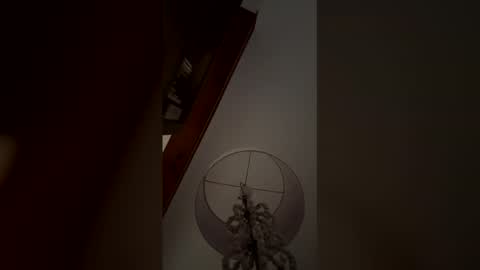 Sky Winters online show from 03-31-26, 01:33