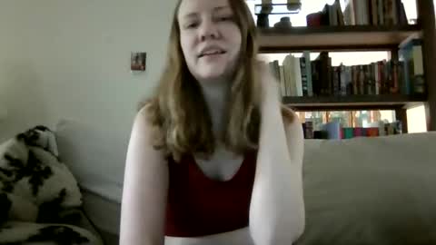 Snapshot of skywinters chatting on 05-09-26, 02:44 Sky Winters online show from 05-09-26, 02:44