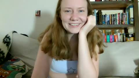 Snapshot of skywinters chatting on 06-14-26, 01:57 Sky Winters online show from 06-14-26, 01:57