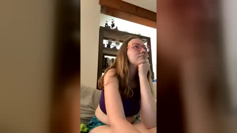 Snapshot of skywinters chatting on 07-01-26, 03:01 Sky Winters online show from 07-01-26, 03:01