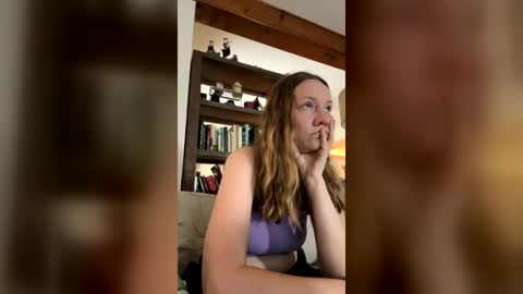Snapshot of skywinters chatting on 07-10-26, 02:41 Sky Winters online show from 07-10-26, 02:41