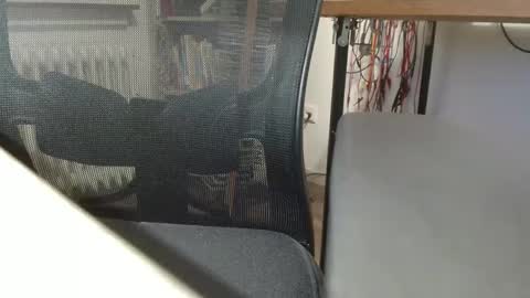 slave_bitch_boy online show from 12-25-24, 11:53