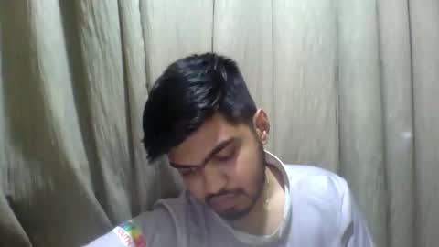 Snapshot of slavesj18 chatting on 12-20-25, 06:26 Add me on hangout sjcool1998 online show from 12-20-25, 06:26