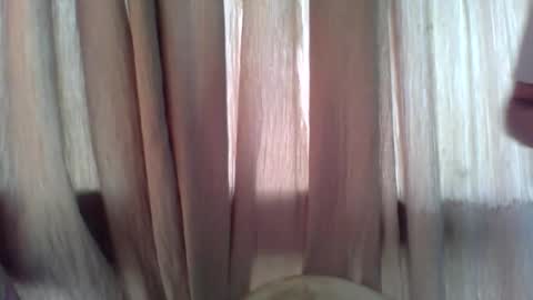 Snapshot of slavesj18 chatting on 12-21-25, 06:31 Add me on hangout sjcool1998 online show from 12-21-25, 06:31