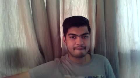 Snapshot of slavesj18 chatting on 01-06-26, 04:38 Add me on hangout sjcool1998 online show from 01-06-26, 04:38
