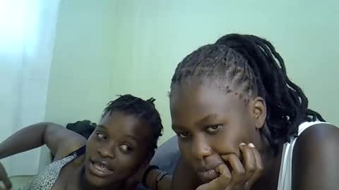 sleciah online show from 01-18-26, 12:20