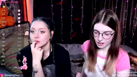 Hi We are Iva and Angela Nice to meet u 3 online show from 10-24-25, 11:17