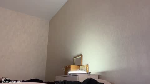 Snapshot of sleepycode002 chatting on 07-29-26, 11:36 JoO online show from 07-29-26, 11:36