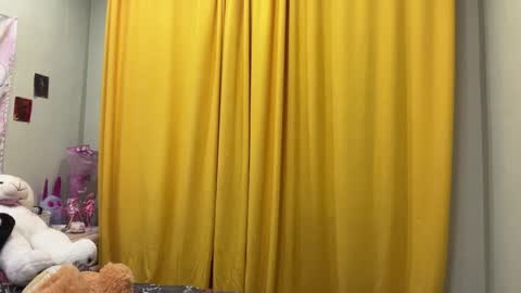 Snapshot of sleepykriss chatting on 06-05-26, 04:13 Kriss online show from 06-05-26, 04:13