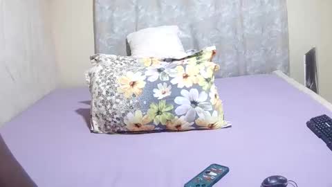 slender_sweetbabe online show from 04-20-26, 11:13