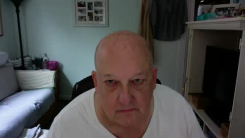 Snapshot of slick50000 chatting on 05-02-26, 06:02 slick50000 online show from 05-02-26, 06:02