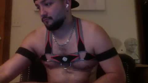 Snapshot of slick__ric chatting on 06-08-26, 05:30 Slick Sly online show from 06-08-26, 05:30