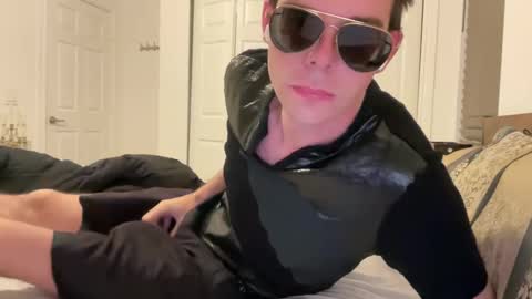 Snapshot of slickentertainment chatting on 03-08-25, 11:16 slickentertainment online show from 03-08-25, 11:16