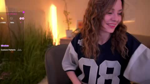 Snapshot of slickmewet chatting on 06-04-26, 08:37 Elise 165cm 50kg online show from 06-04-26, 08:37