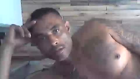 Snapshot of slickstre chatting on 06-15-26, 02:19 slickstre online show from 06-15-26, 02:19