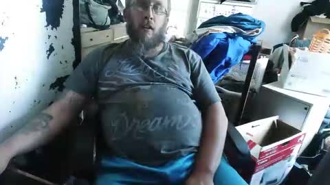 Snapshot of slickwill2391 chatting on 05-16-26, 05:34 slickwill2391 online show from 05-16-26, 05:34