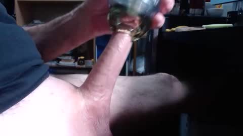 Snapshot of sliderguy699 chatting on 12-04-25, 02:54 sliderguy699 online show from 12-04-25, 02:54