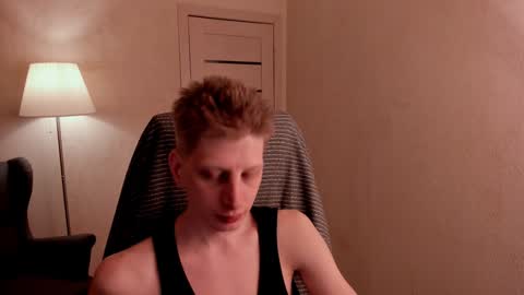 Snapshot of slim_andy chatting on 01-11-25, 01:43 Andy online show from 01-11-25, 01:43