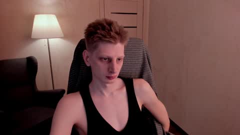 Snapshot of slim_andy chatting on 01-12-25, 10:45 Andy online show from 01-12-25, 10:45