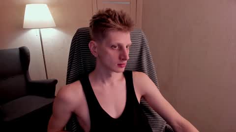 Snapshot of slim_andy chatting on 01-16-25, 06:56 Andy online show from 01-16-25, 06:56