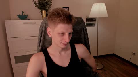 Snapshot of slim_andy chatting on 01-19-25, 10:28 Andy online show from 01-19-25, 10:28