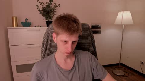 Snapshot of slim_andy chatting on 02-08-25, 12:50 Andy online show from 02-08-25, 12:50