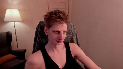 Snapshot of slim_andy chatting on 02-13-25, 10:44 Andy online show from 02-13-25, 10:44