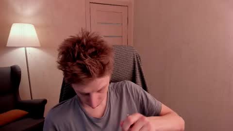 Snapshot of slim_andy chatting on 02-14-25, 07:28 Andy online show from 02-14-25, 07:28