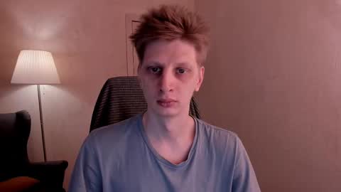 Snapshot of slim_andy chatting on 02-14-25, 01:40 Andy online show from 02-14-25, 01:40