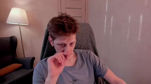 Snapshot of slim_andy chatting on 02-21-25, 08:18 Andy online show from 02-21-25, 08:18