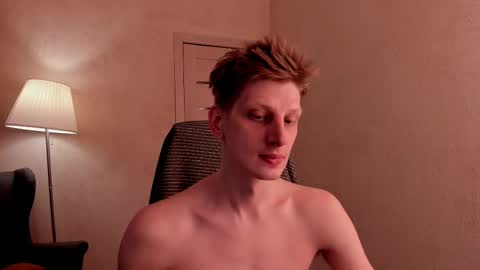 Snapshot of slim_andy chatting on 02-21-25, 02:27 Andy online show from 02-21-25, 02:27