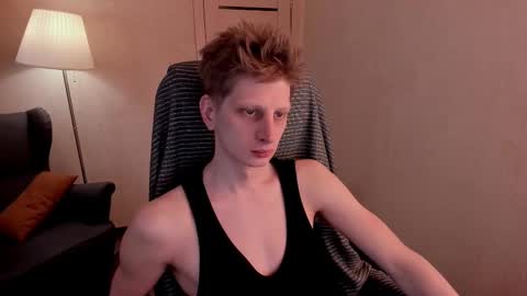 Snapshot of slim_andy chatting on 02-27-25, 10:26 Andy online show from 02-27-25, 10:26