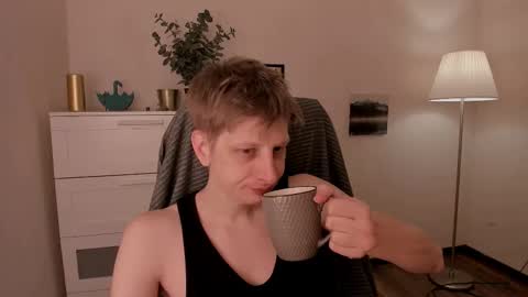 Snapshot of slim_andy chatting on 03-02-25, 07:21 Andy online show from 03-02-25, 07:21