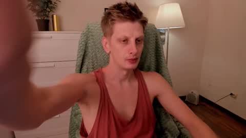 Snapshot of slim_andy chatting on 09-13-25, 10:26 Andy online show from 09-13-25, 10:26