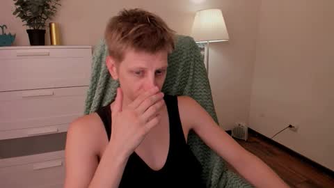 Snapshot of slim_andy chatting on 09-21-25, 10:06 Andy online show from 09-21-25, 10:06