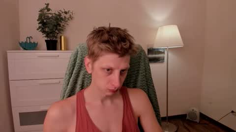 Snapshot of slim_andy chatting on 09-26-25, 07:23 Andy online show from 09-26-25, 07:23